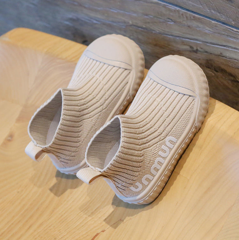 Baobao Flying Weaving Shoes Spring And Autumn Socks