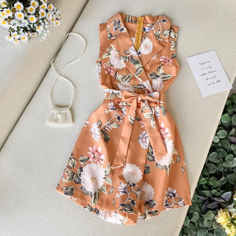 Temperament Suit Collar Sleeveless Floral One-piece Shorts