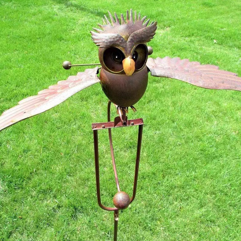 Cross-border Independent New Outdoor Iron Simulation Owl Windmill Art Decoration Garden Pile Plug Decoration Crafts